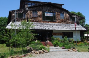 For well prepared homestyle favorites, detour over to Brandys on the Rocks, on Route 9, in Goose Rocks, Kennebunkport.