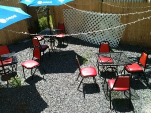 Hidden behind Fez Restaurant, is a nice outdoor patio seating area. Hilary Nangle photo. 