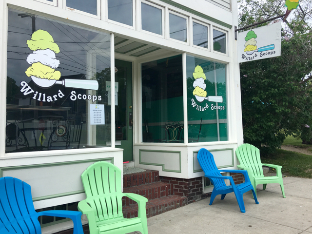Willard Scoops in South Portland makes its own ice cream. ©Hilary Nangle