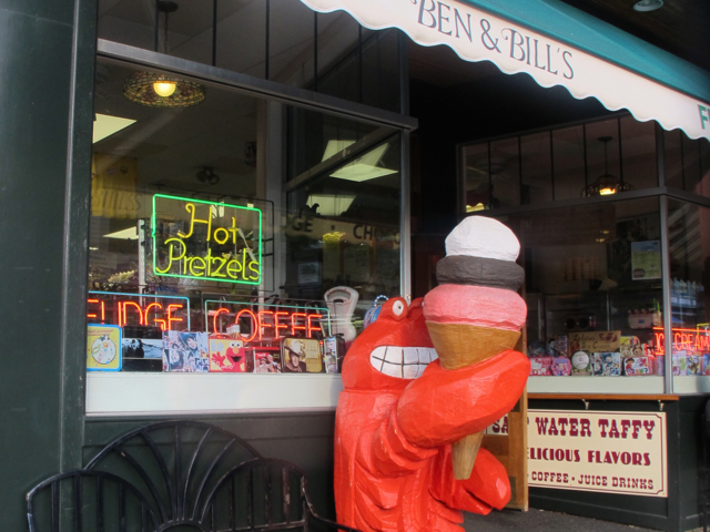 Candy-maker Ben & Bill's in Bar Harbor serves its own Maine-made ice cream flavored with its own candies. ©hilary nangle