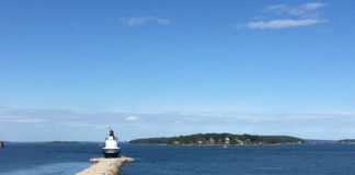 Explore Fort Preble and mosey out the breakwater to Spring Point Ledge Lighthouse in South Portland. ©hilary Nangle