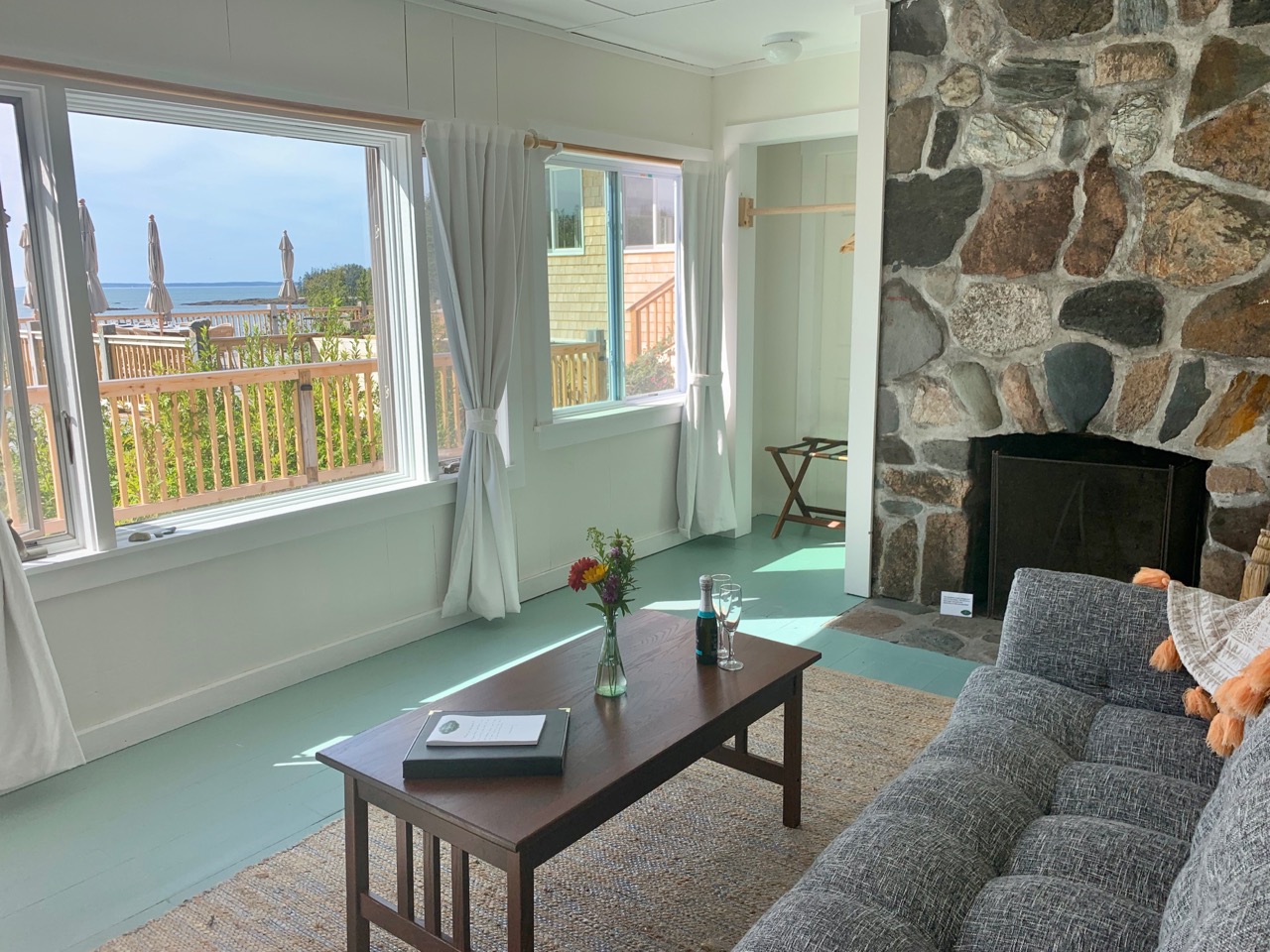 Guest suite at Aragosta, Deer Isle