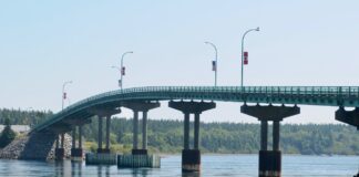 the Franklin Delano Roosevelt Bridge from Lubec makes visiting Canada from Maine easy