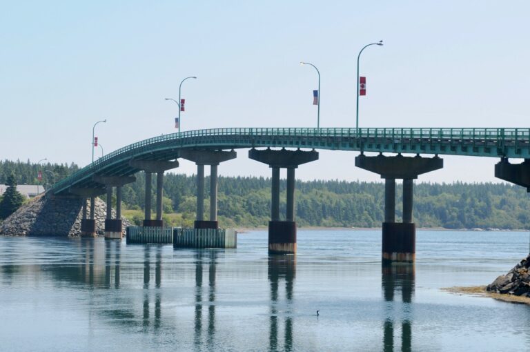 Visiting Canada from Maine: What to know